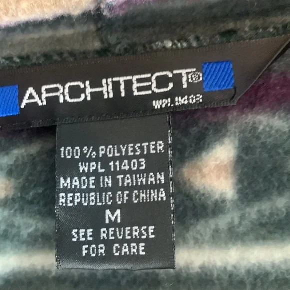 Cozy Aztec polartec hoodie that feels like a blanket! - Picture 3 of 4